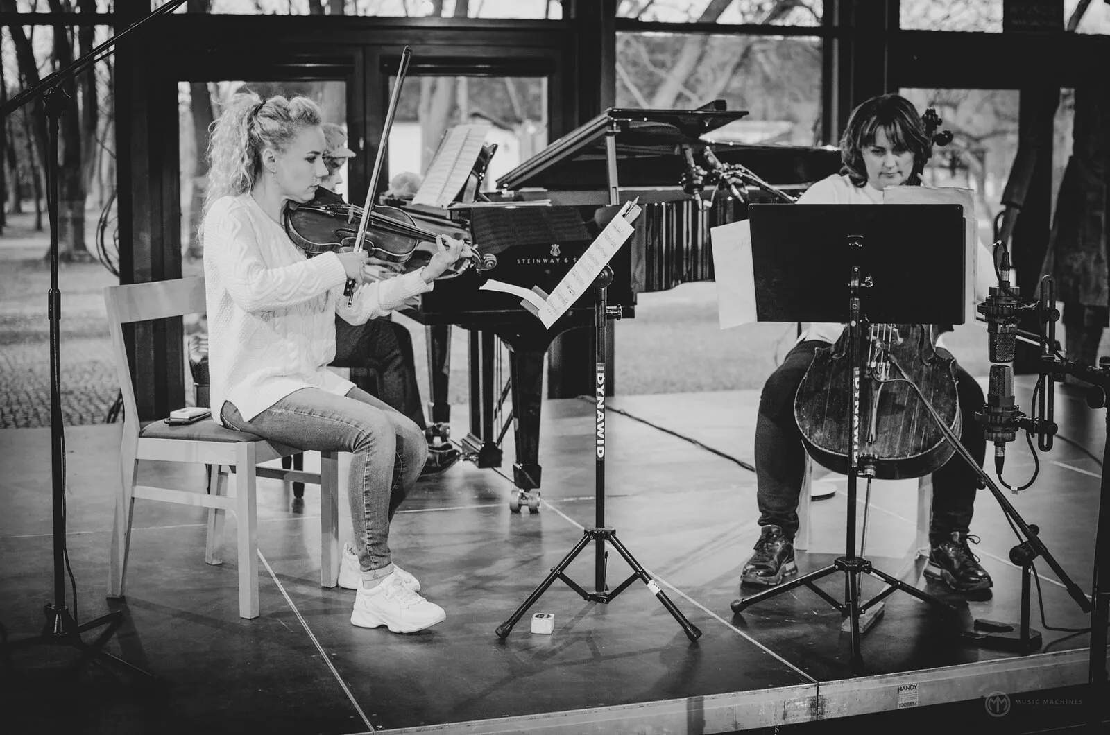 Solidarni z Ukrainą - koncert Pałac Radziejowice