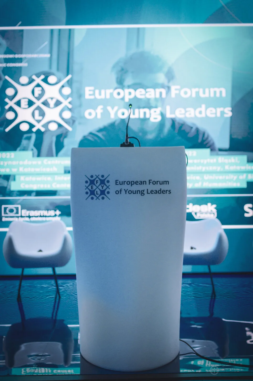 Forum Young Leader - FRSE