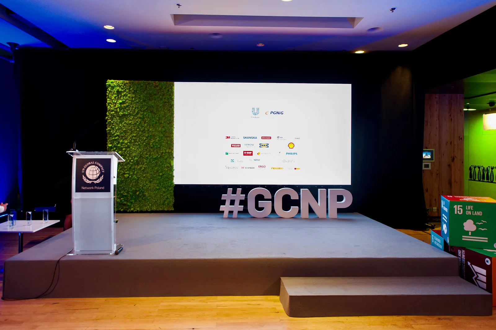 GCNP - Gala UN Day