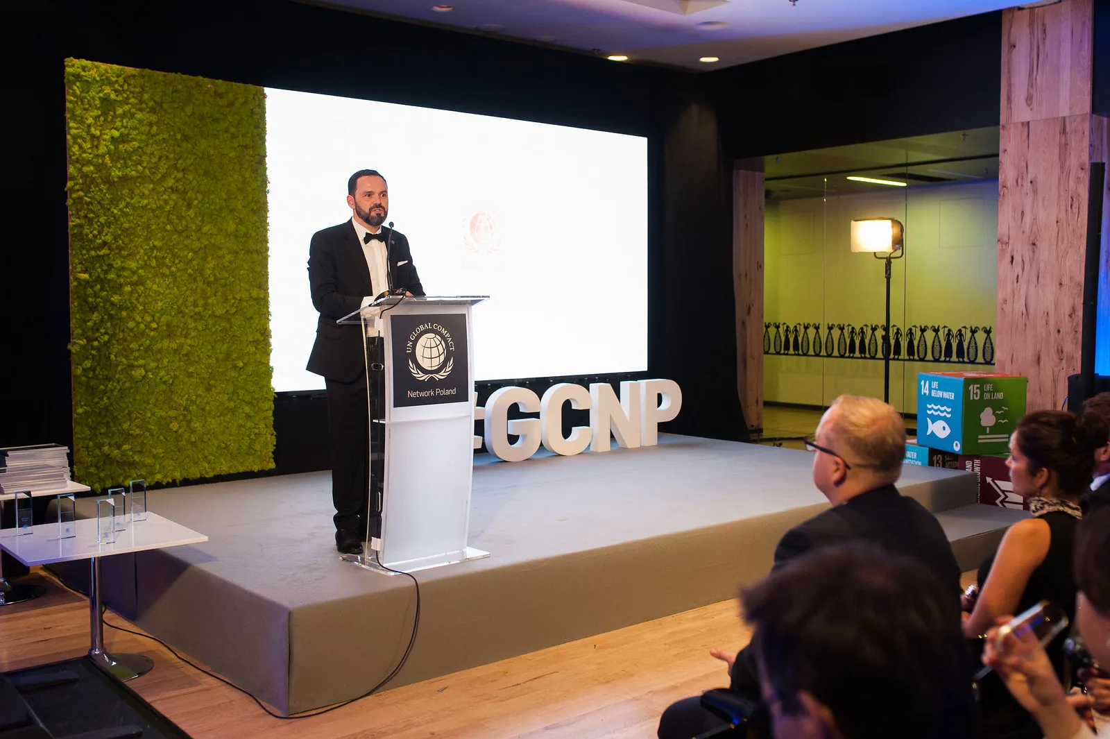 GCNP - Gala UN Day