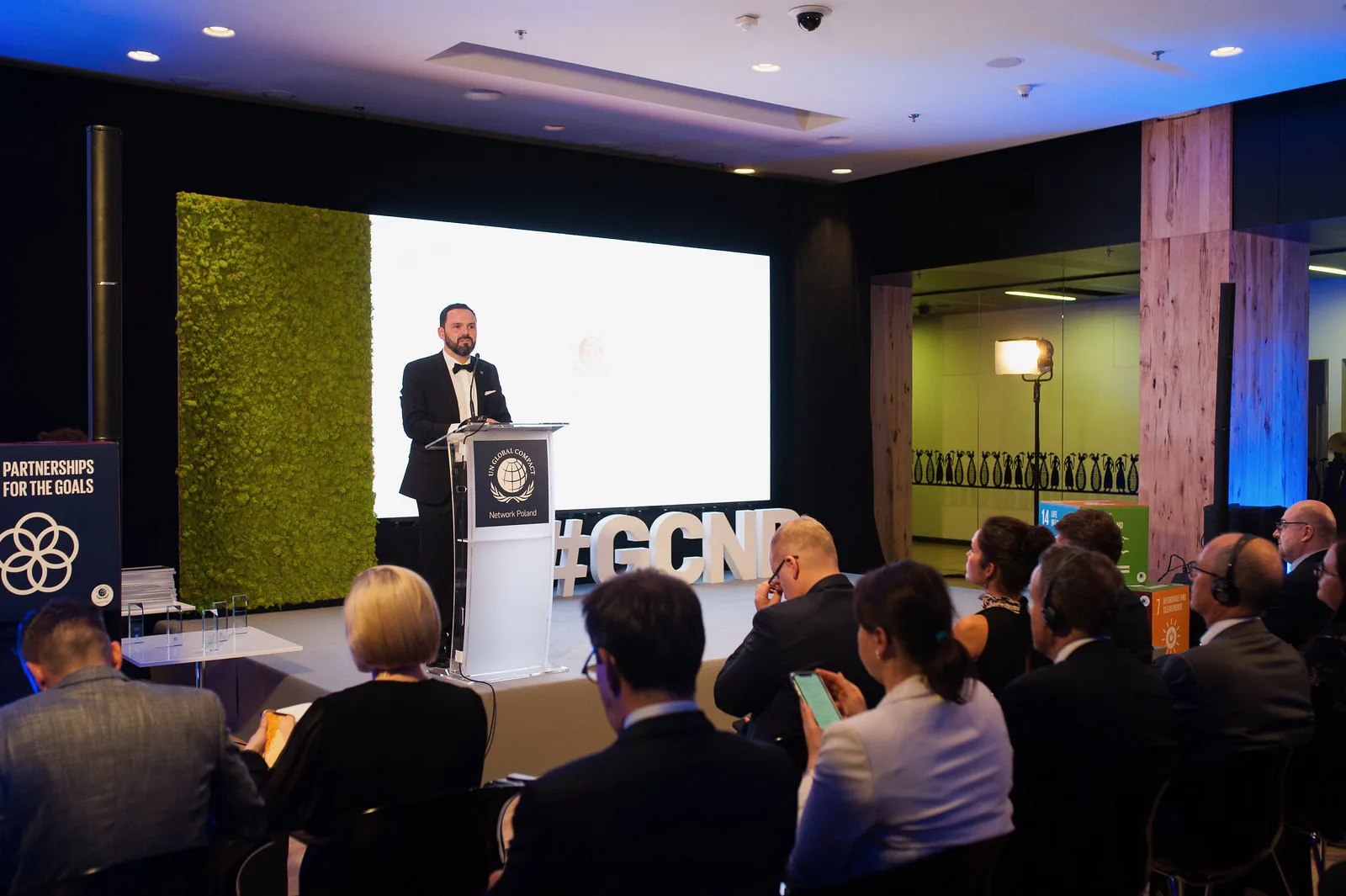 GCNP - Gala UN Day