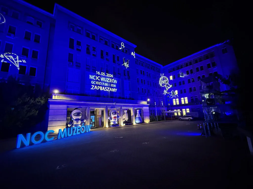 Noc Muzeów 2026 — oświetlenie fasady MNISW