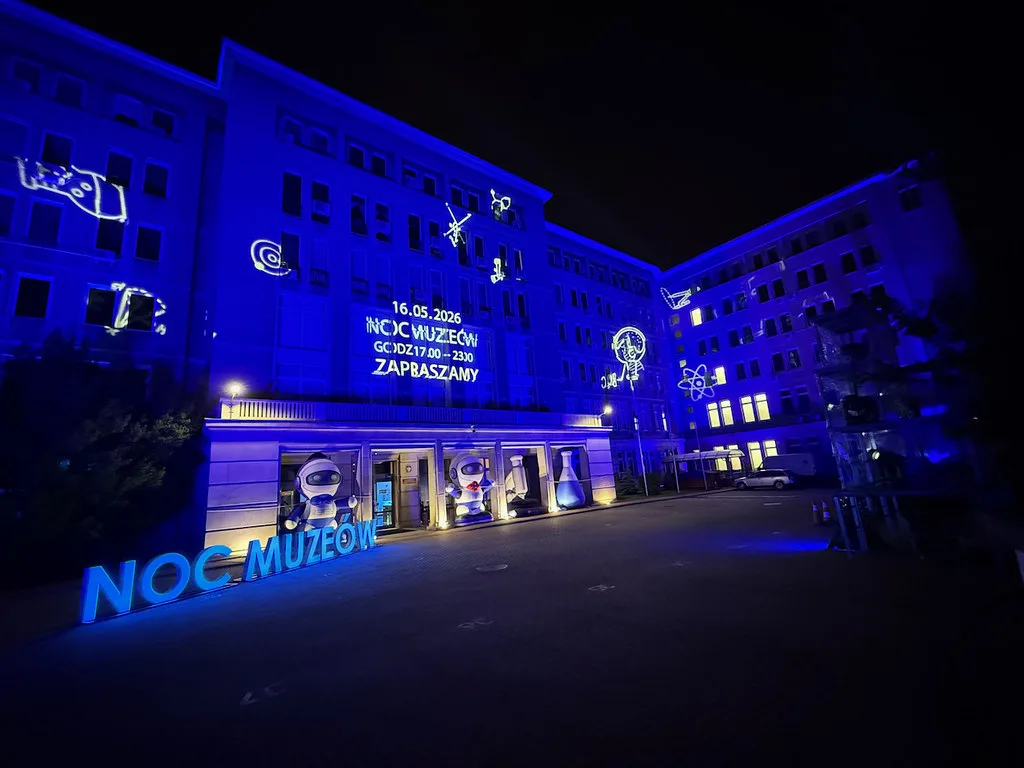 Noc Muzeów 2026 — oświetlenie fasady MNISW