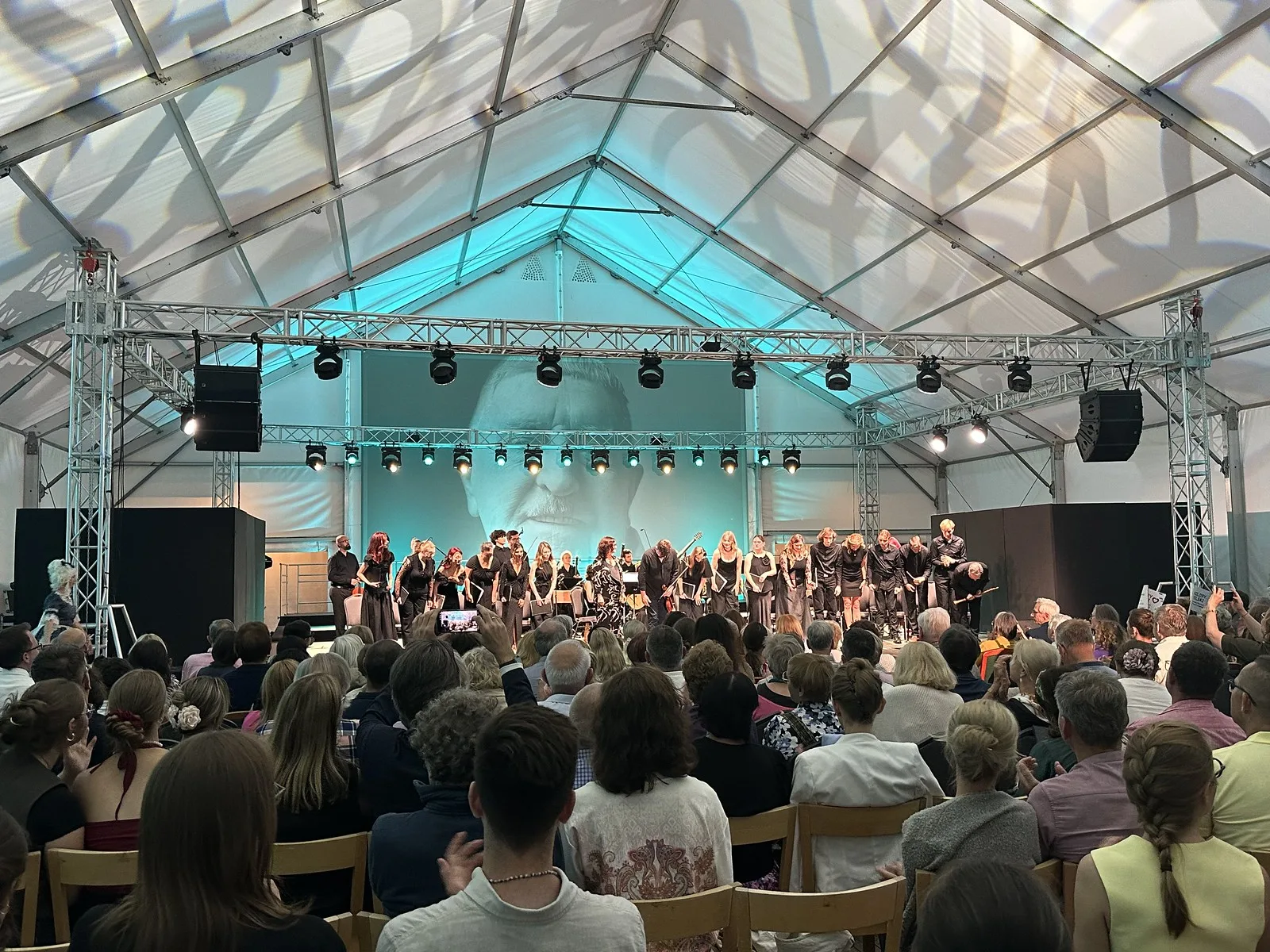 Opera „Dydona i Eneasz” — Pałac Radziejowice