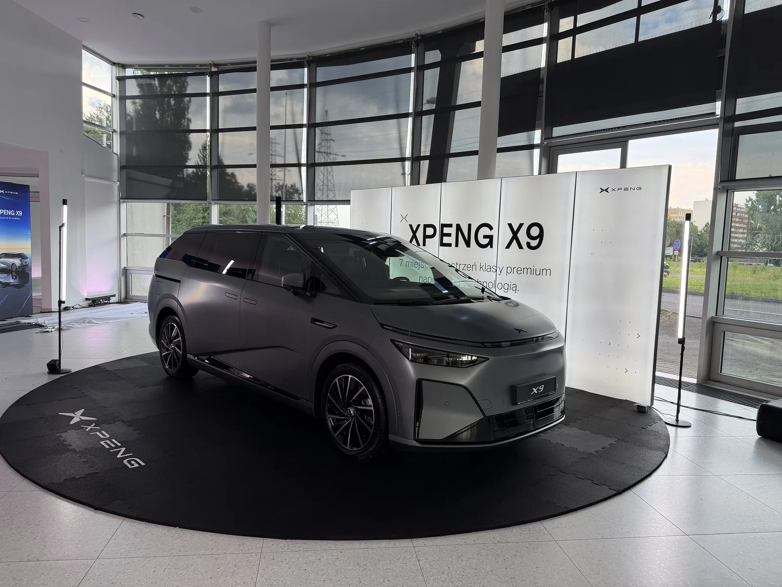 Wakacyjne roadshow z marką XPENG