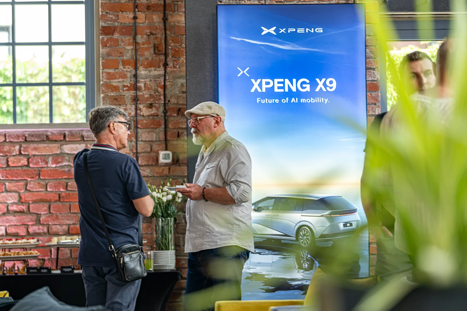 Spotkanie prasowe XPENG X9 — Praska Bohema
