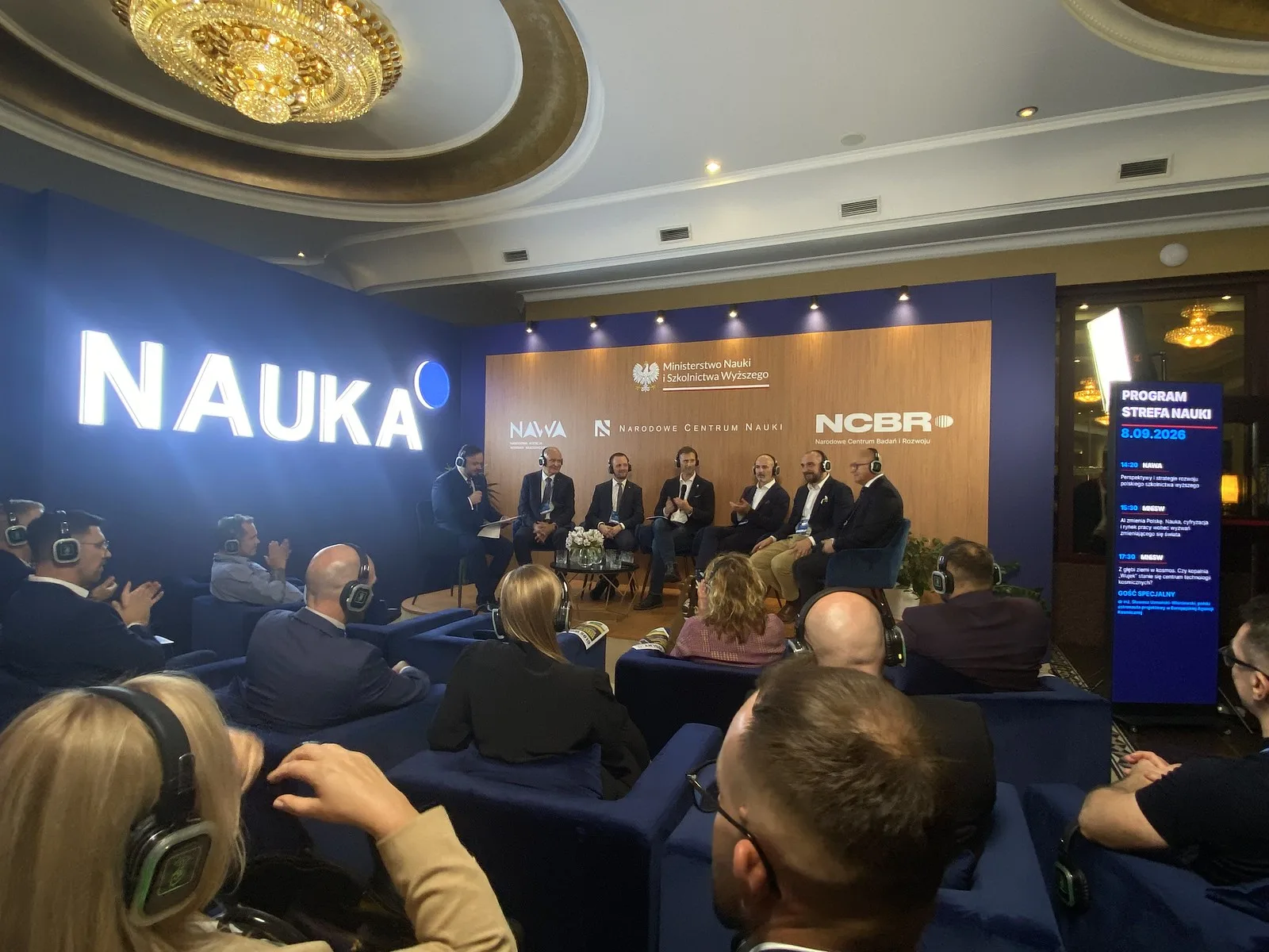 Forum Ekonomiczne 2026 w Karpaczu — stoisko MNiSW